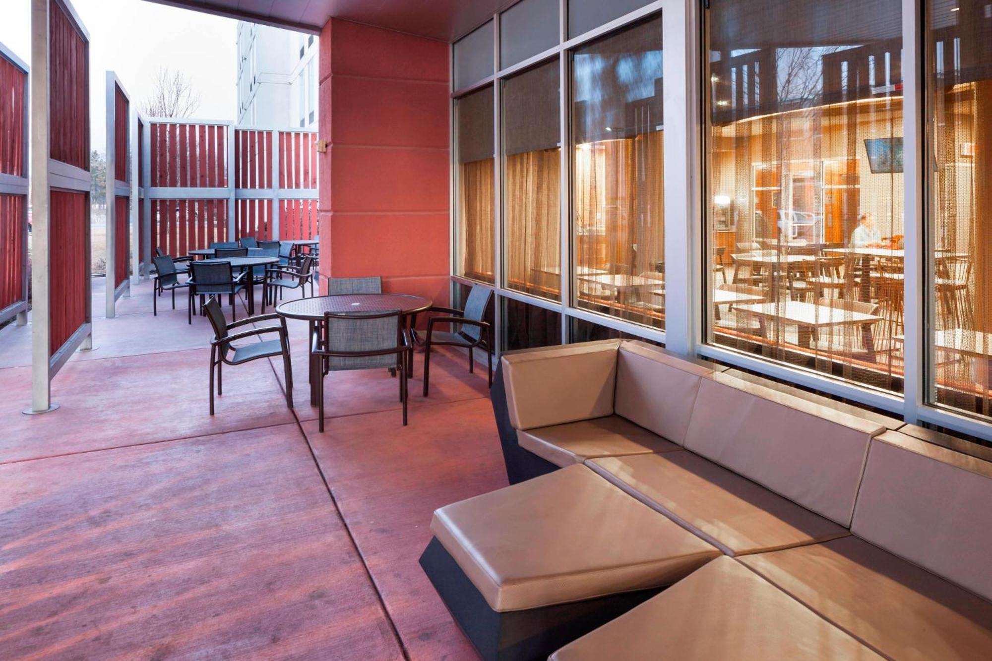 Springhill Suites By Marriott Salt Lake City Airport Zewnętrze zdjęcie